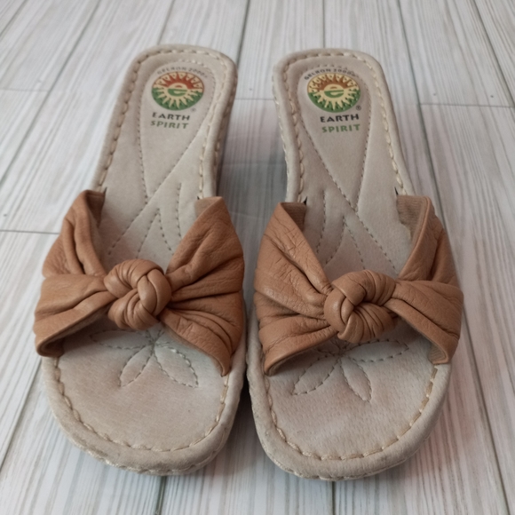 Earth Spirit Boho Leather Wedge Sandals - Picture 1 of 8